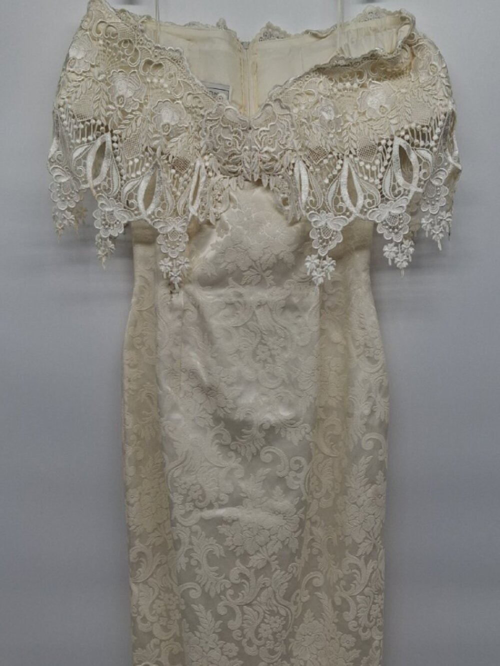 Jessica McClintock Vintage Wedding Dress Size 9/10 -Ivory Lace Brocade Style